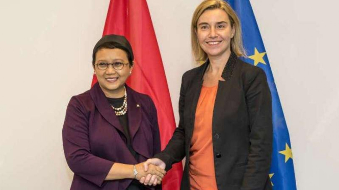 Menteri Luar Negeri Menlu Retno Marsudi dan Federica Mogherini Uni Eropa