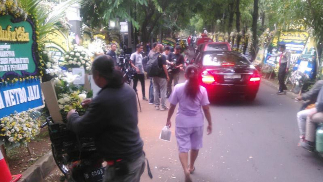 Rumah duka Menteri Susi Pudjiastuti di Jalan Widya Chandra V, Jakarta Selatan.