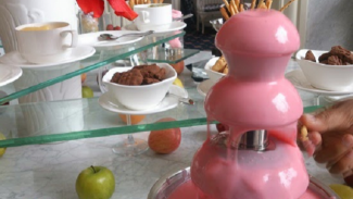 Makan 'Tjantik' di D'Heritage