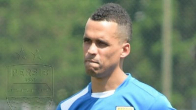 Pemain Persib Bandung, Aron Da Silva