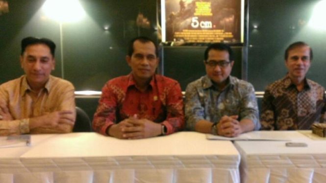 Anggota DPR dan produser