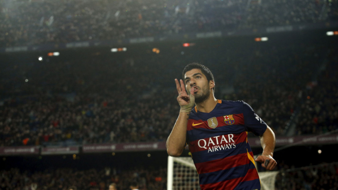  Striker Barcelona, Luis Suarez.