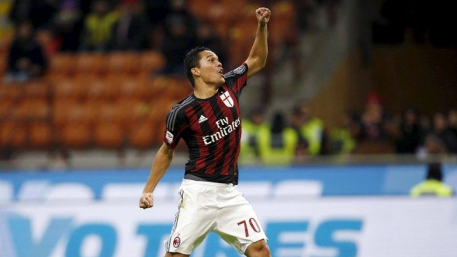 Penyerang AC Milan, Carlos Bacca