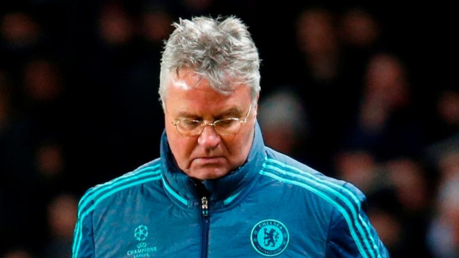 Manajer Chelsea, Guus Hiddink.