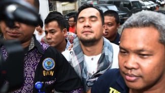 Dituntut Tujuh Tahun Penjara, Saipul Jamil Terlihat Lemas