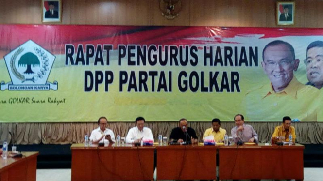 Rapat harian Dewan Pimpinan Pusat Partai Golkar di Jakarta pada Selasa, 23 Februari 2016.