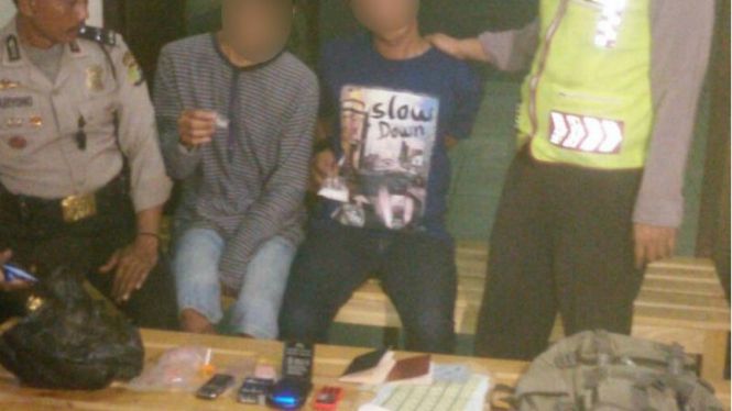 Dua pedagang Pasar Cisalak ditangkap mengedarkan sabu