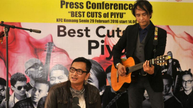 Piyu meluncurkan album terbarunya yang bertajuk The Best Cuts of Piyu di KFC, Kemang, Jakarta Selatan, pada Senin, 29 Februari 2016.