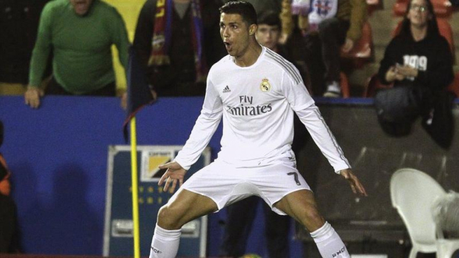 Pemain depan Real Madrid, Cristiano Ronaldo.