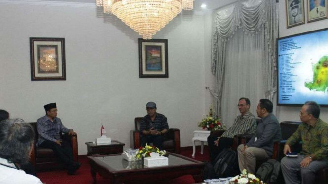Geolog Prancis dan Peneliti UGM bertemu Gubernur NTB Zainul Majdi