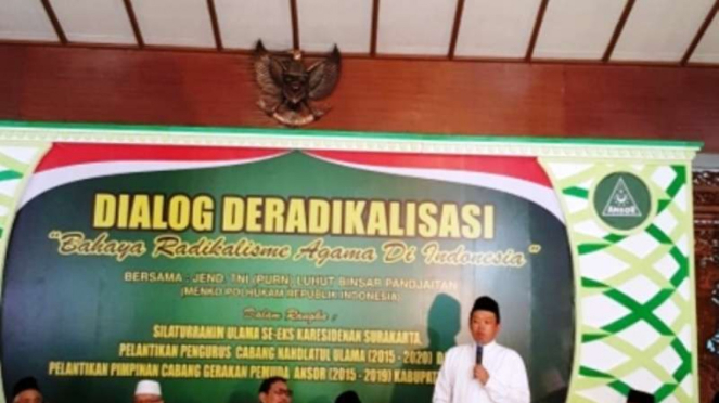 Dialog Deradikalisasi-Bahaya Radikalisme Agama di Indonesia, di Pendopo Bupati Karanganyar, Sabtu (5/3/2016)