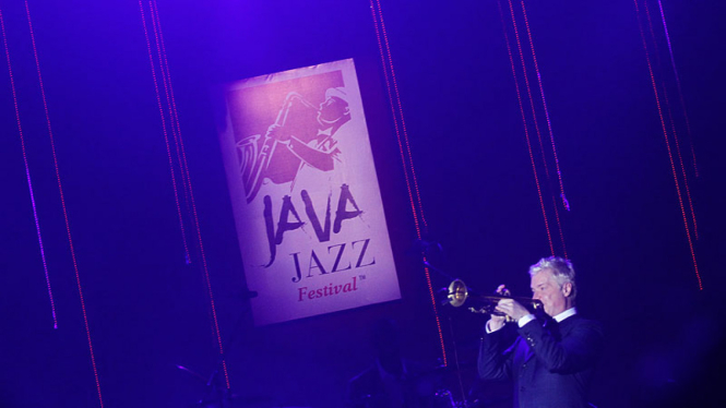 Kolaborasi Chris Botti-Sting di Java Jazz Festival 2016