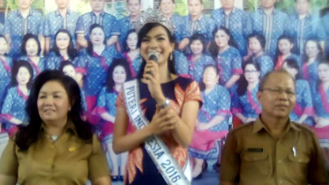 Putri Indonesia 2016, Kezia Roslin Warouw