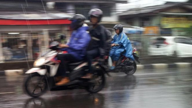 Ilustrasi/Hujan lebat di sejumlah wilayah Indonesia