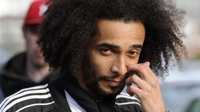 Mantan bek Tottenham Hotspur Benoit Assou-Ekotto