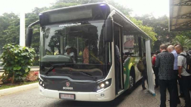 Bus Scania baru pesaing metro mi yang ramah penyandang cacat.
