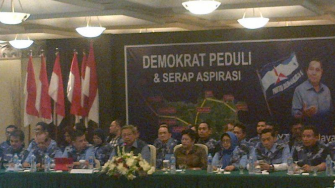 Presiden RI Keenam, Susilo Bambang Yudhoyono memimpin rapat internal pengurus Partai Demokrat Kabupaten-Kota dan Provinsi DIY, Minggu, 13 Maret 2016