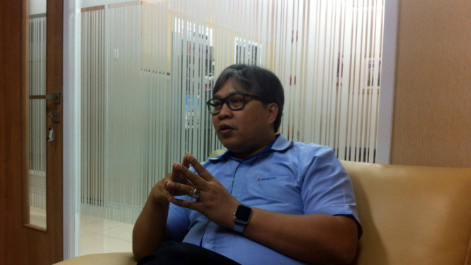 Wakil Presiden Direktur Penjualan dan Pemasaran PT NMI, Davy J Tuilan.