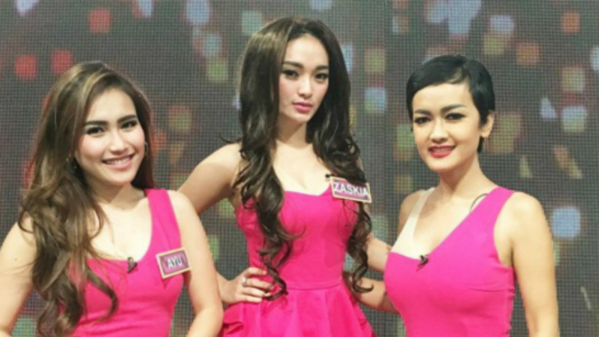 Jupe bersama Ayu Ting Ting dan Zaskia Gotik