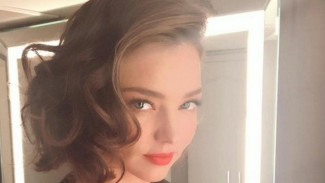 Bikin Melotot, 7 Artis Hollywood Ini Umbar Puting Payudara di Pantai