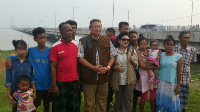Presiden RI ke-6 Susilo Bambang Yudhoyono di Jembata Suramadu