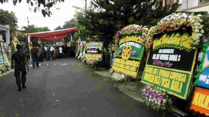 Rumah duka Kolonel Inf Saiful Anwar di Cijantung, Jakarta, Senin, 21 Maret 2016.