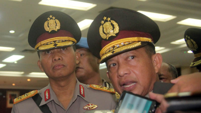 Komjen Tito Karnavian (kanan) Irjen Moechgiyarto saat di Rupatama Mabes Polri. (21/03/2016).
