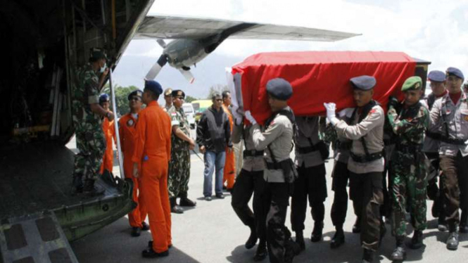 Ilustrasi/Pemulangan jenazah anggota TNI Angkatan darat yang gugur dalam tugas secara militer