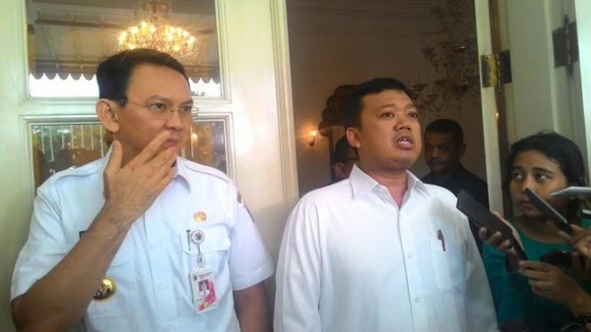  Ahok dan Ketua PBNU Yusron di Balai Kota Jakarta.