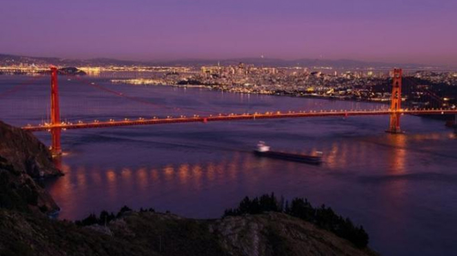 Golden Gate Bridge.