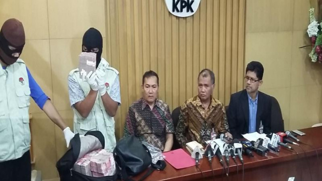 KPK gelar keterangan pers terkait penangkapan M Sanusi