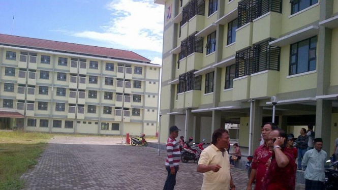 Wali Kota Semarang, Hendrar Prihadi saat meninjau Rusunawa di kawasan Genuk