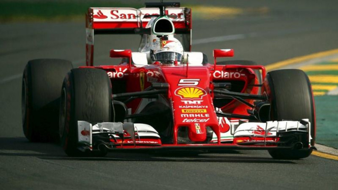 Pembalap Tim Ferrari, Sebastian Vettel.