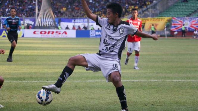 Pemain Sriwijaya FC Bayu Gatra Sangiawan