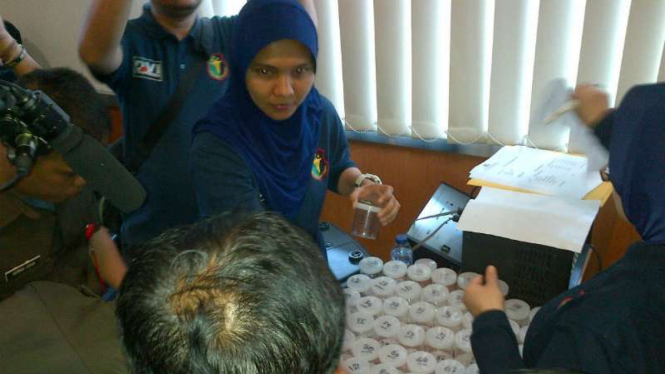 Pegawai dan Jaksa Kejaksaan Negeri Jakarta Selatan Jalani Tes Urine