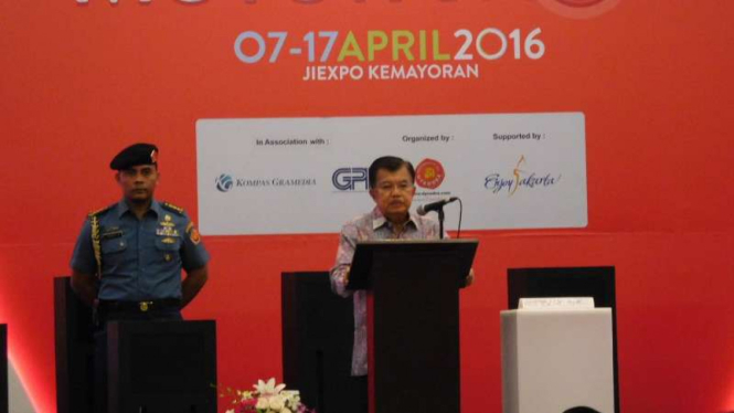 Wakil Presiden RI Jusuf Kalla resmi membuka pameran IIMS 2016.