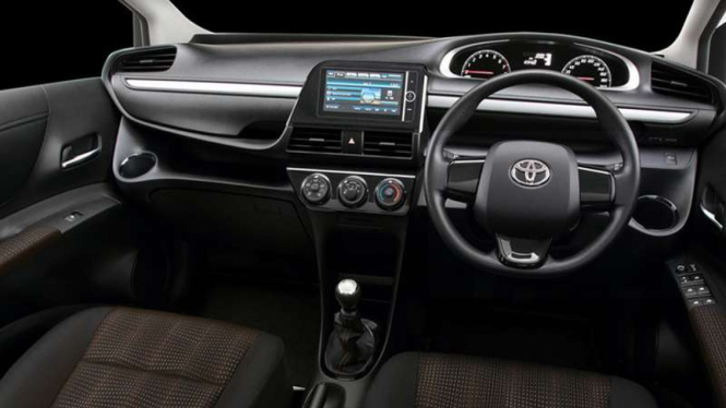 Interior Toyota Sienta.