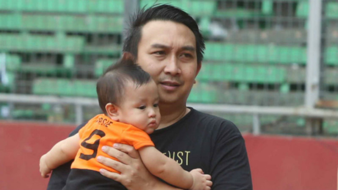 Augie Fantinus bersama anak