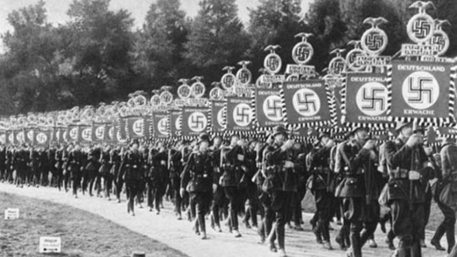 Pasukan Nazi. 