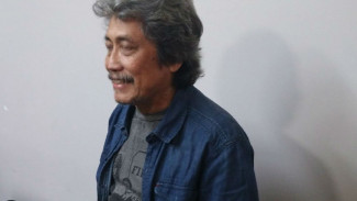 Sam Bimbo: Lagu-lagu Yon Koeswoyo Menembus Isi Hati