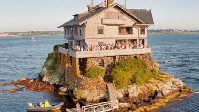 Clingstone di Narragansett Bay, dekat Jamestown, Rhode Island, Amerika Serikat.