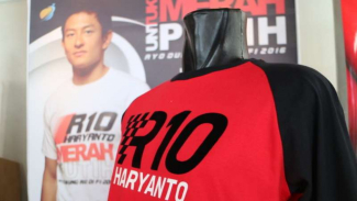 Demi Rio Haryanto, Relawan Jualan Kaos di IIMS 2016