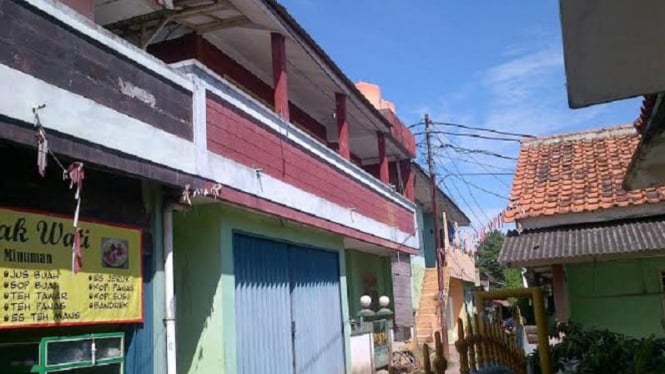  Suasana di lokasi mutilasi ibu hamil Cikupa, Kamis 14 April 2016.