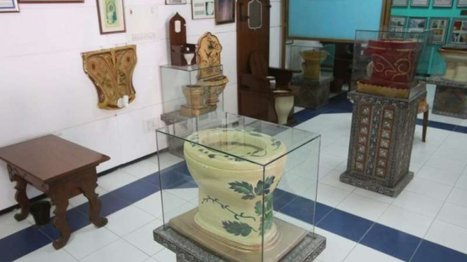 Museum toilet di India