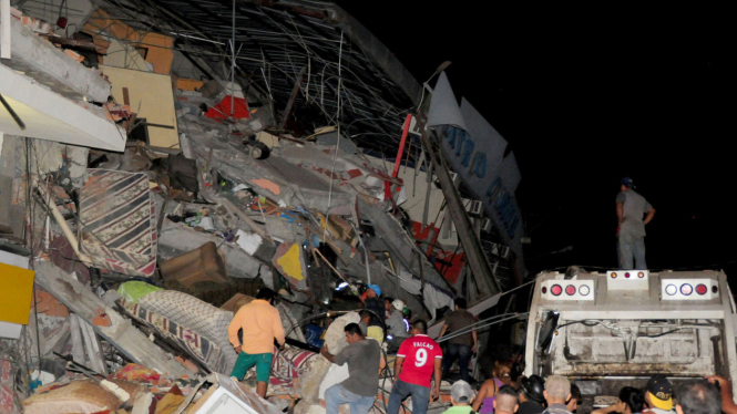 Ekuador diguncang gempa pertama berkekuatan 7,8 SR