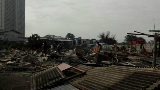 Ratusan rumah di Pulomas dibongkar
