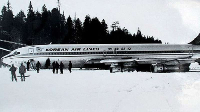 Maskapai Korean Air Lines dipaksa turun Uni Soviet