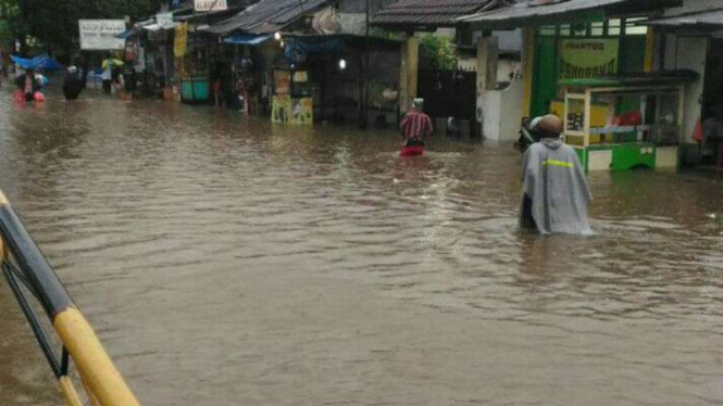 Kondisi banjir di kawasan Kemang, Jakarta Selatan.