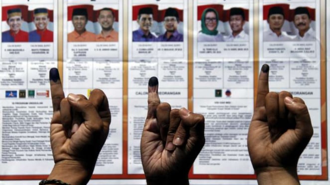 Descripción/Organización de elecciones regionales simultáneas en Indonesia.