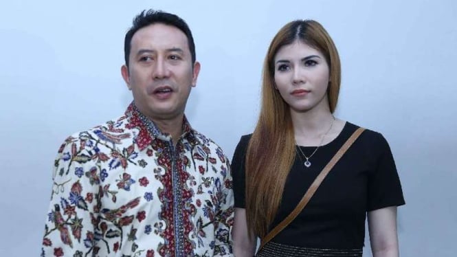 Sonny Tulung dan Cindy Lazar